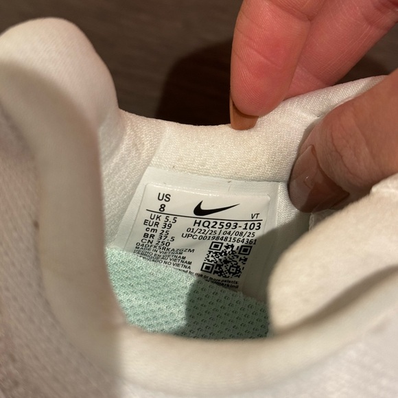 Nike Women’s Pegasus Premium - Picture 5 of 5